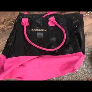 VS duffle bag